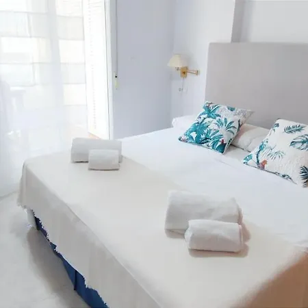 Dianium By Costa Apartment *